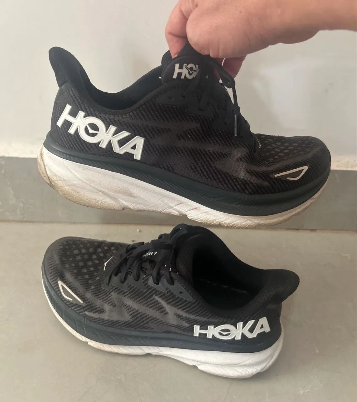 tenis hoka clifton 9 41 - Foto 3