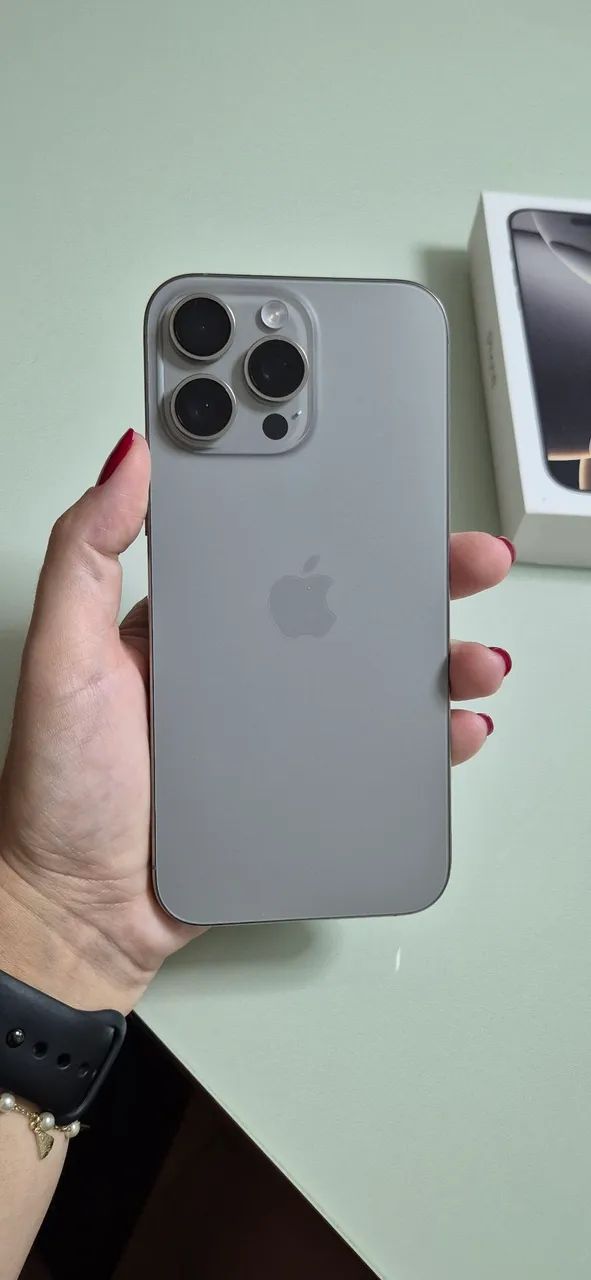 Vendo iPhone 16 Pro Max