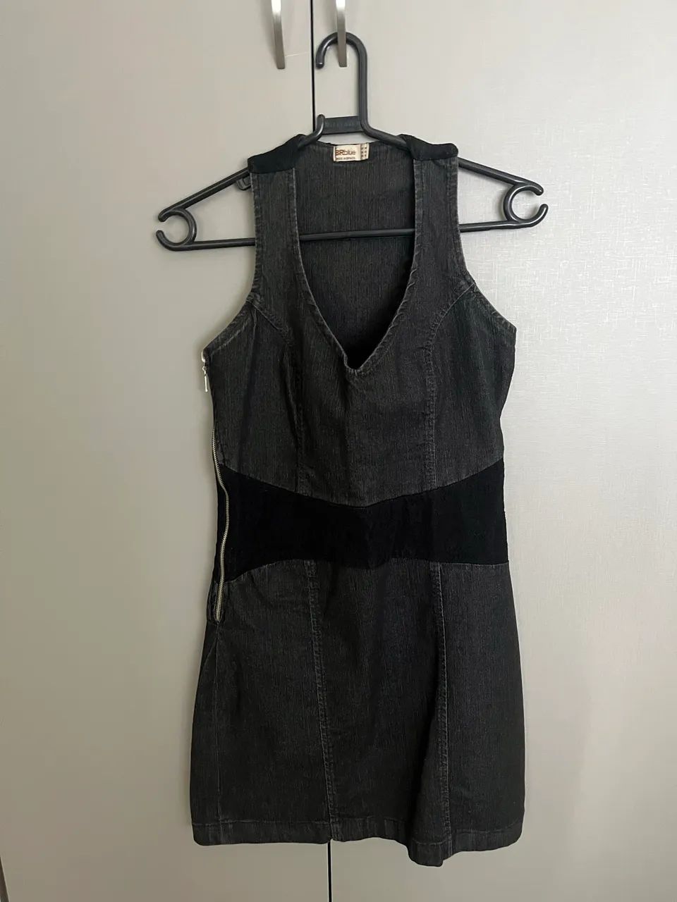 Vestido Jeans com aplique em renda