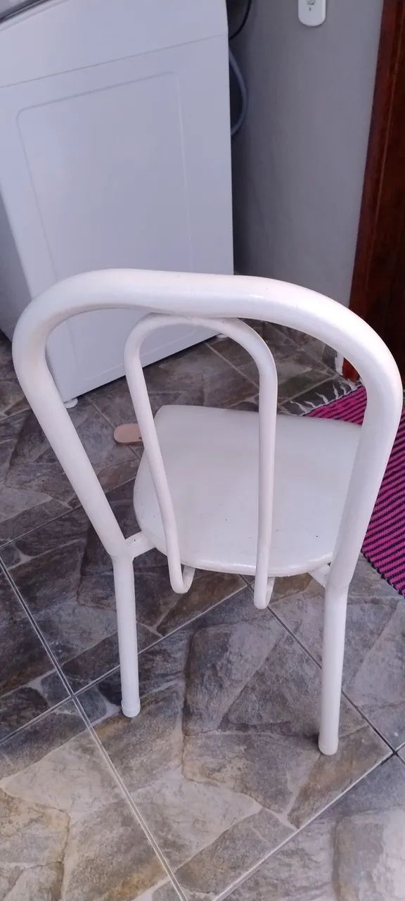 Mesa 4 cadeiras brancas 478228945704724485