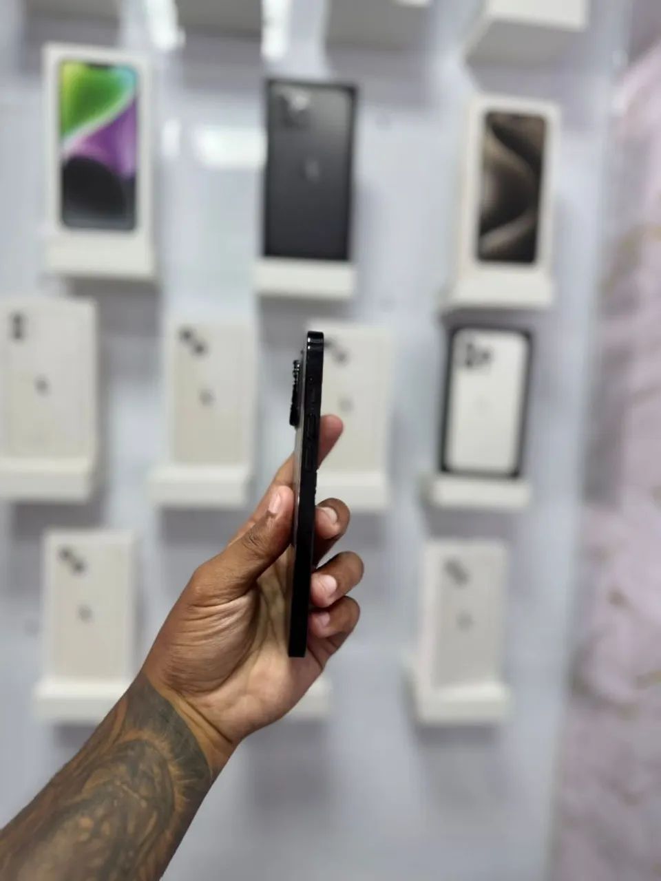 IPHONE 14 PRO 256GB<br>R$ 3.550,00 - Foto 4