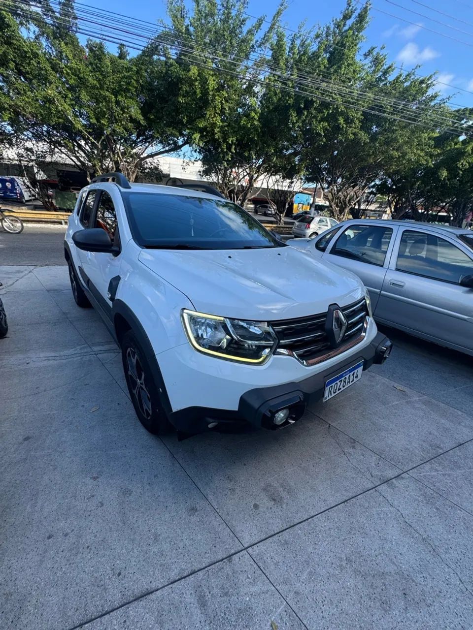 Renault Duster Iconic 1.3 TB 16V Flex Aut. 2023 - Foto 2