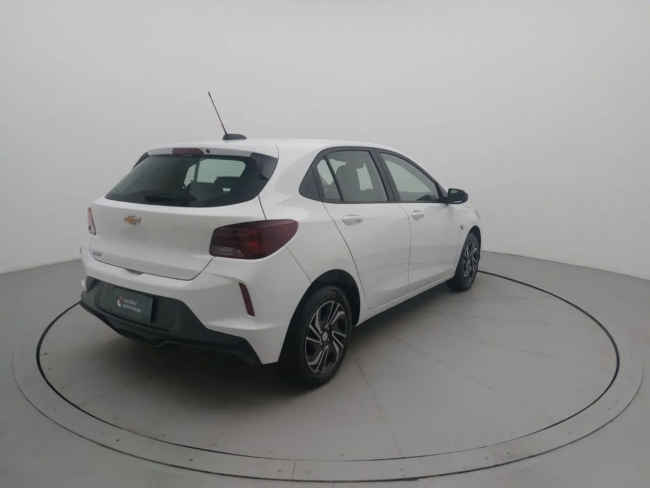 Chevrolet Onix Hatch 1.0 12V Flex Mec. 4P, foto 5 de 18