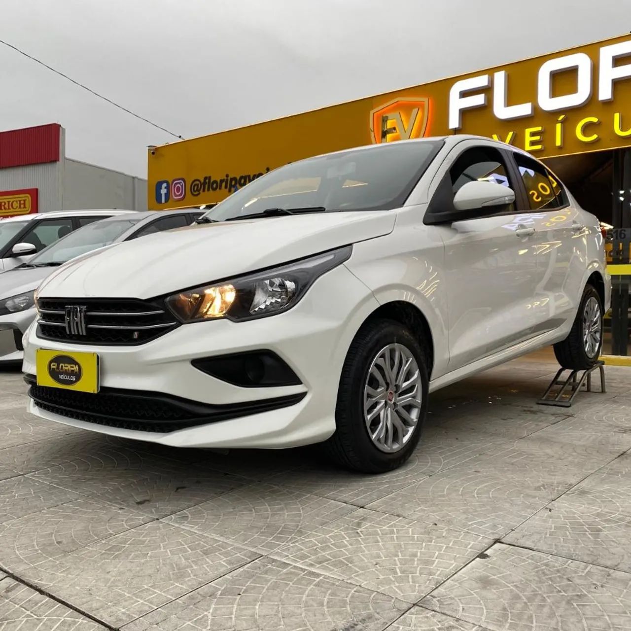 Fiat Cronos Drive 1.3 8V Flex 2025 - Foto 2