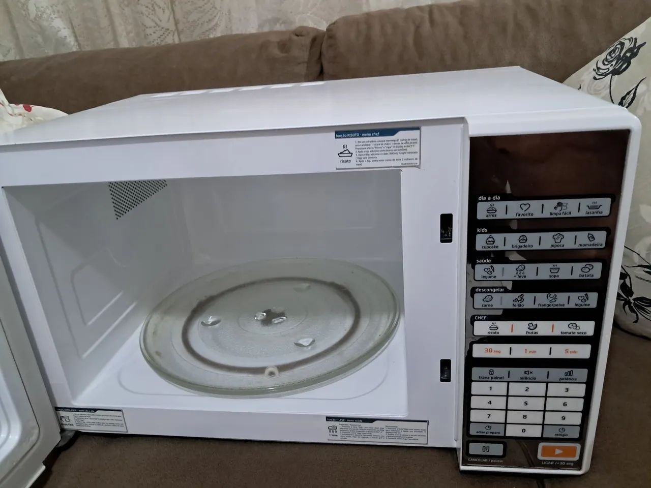 MICROONDAS MIDEA ESPELHADO( GRANDE) COM GARANTIA - Foto 5