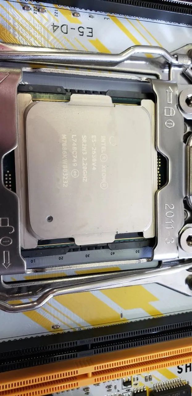 Conjunto de placa-mãe QIYIDA X99 LGA 2011-3 kit com Intel Xeon E5 2650v4 CPU sem RAM - Foto 3