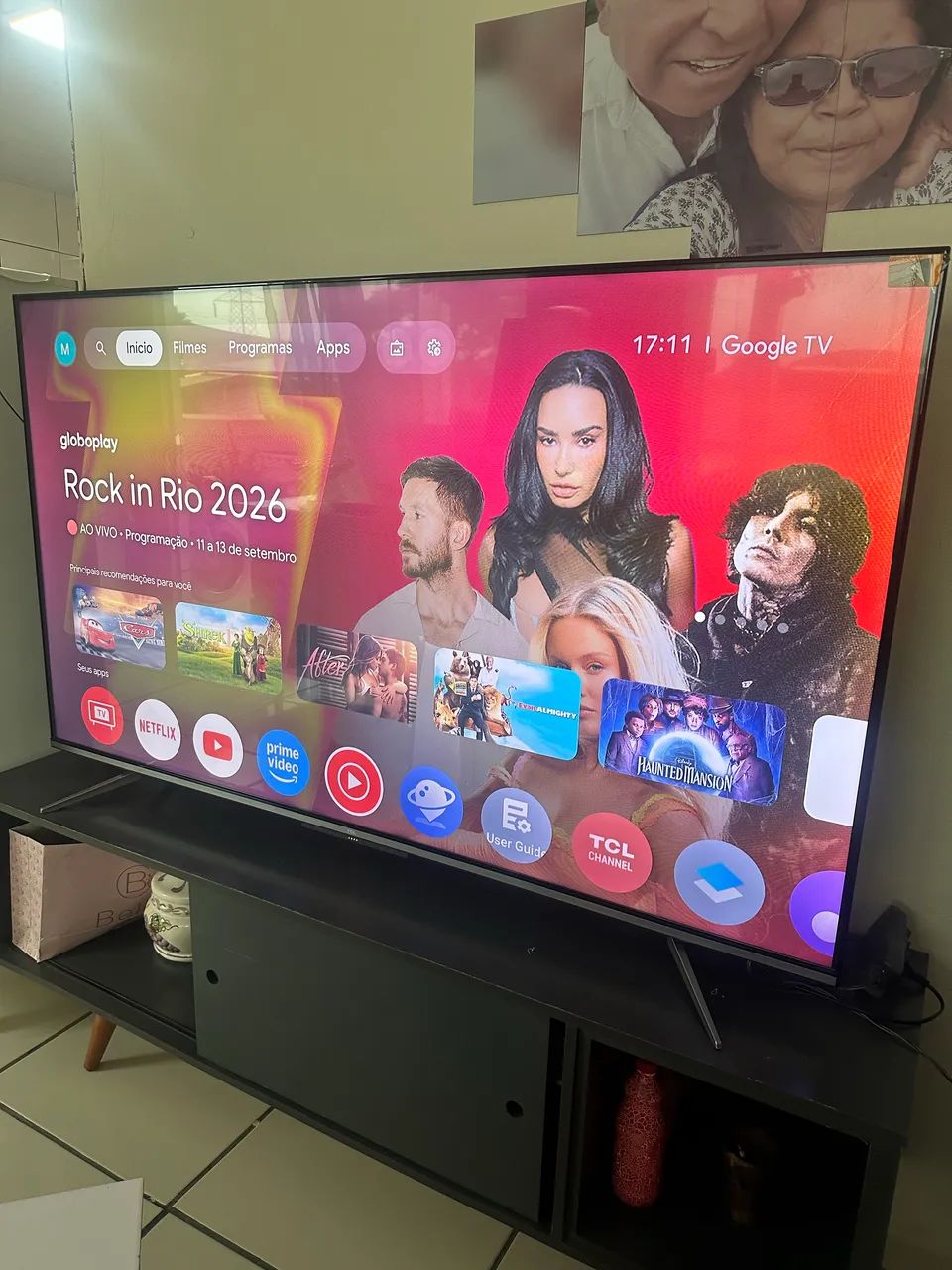 Smartv 65 4 k no plástico Android leia bem
