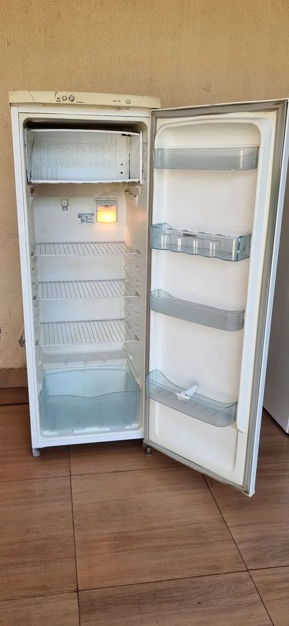 Vendo Geladeira Eletrolux  - Foto 4