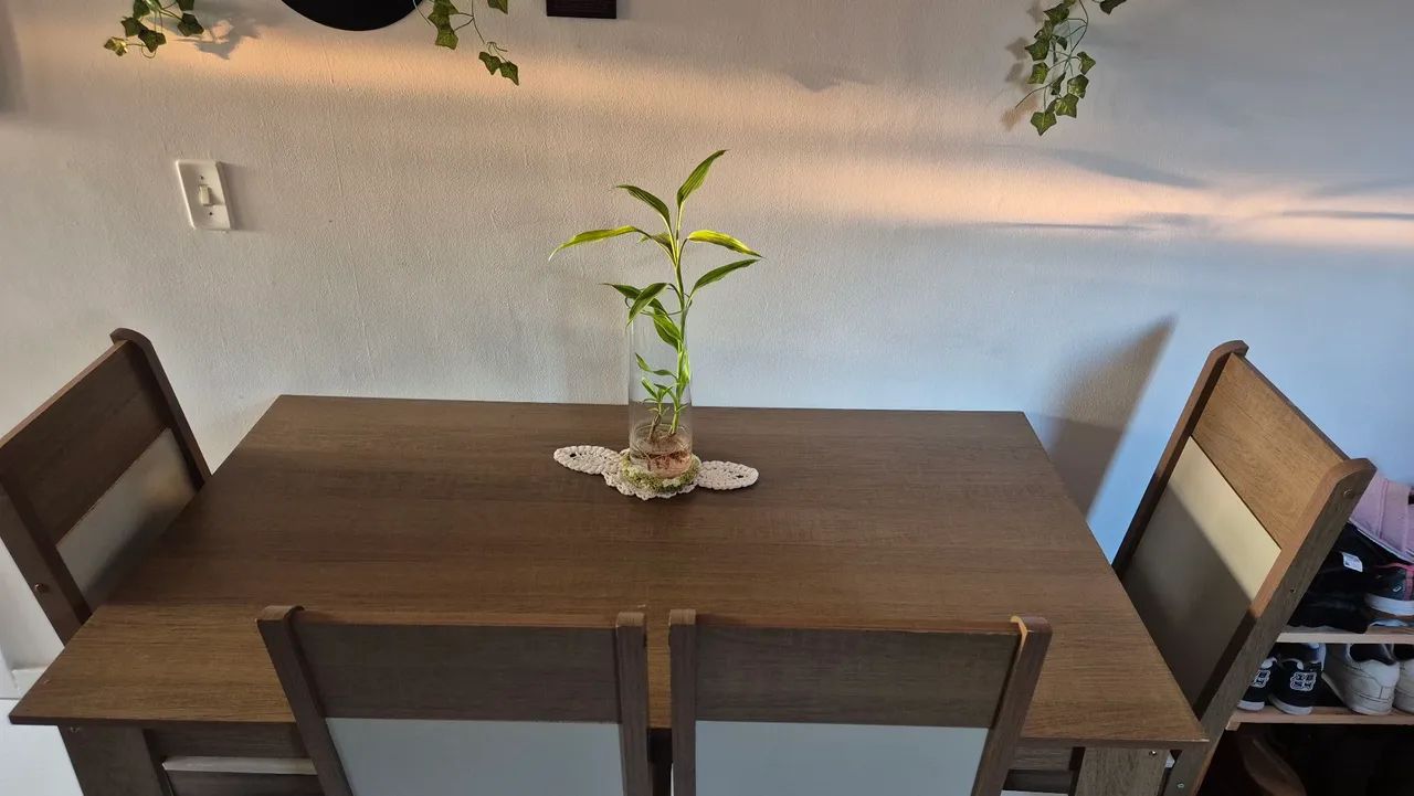 Mesa com 4 cadeiras - Foto 3