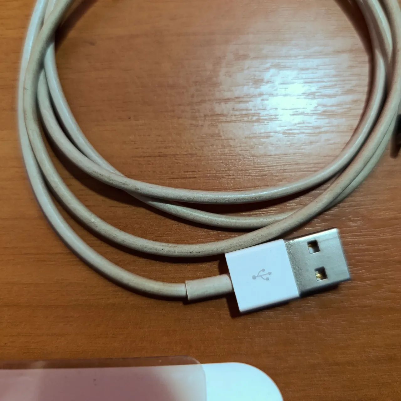 Cabo Carregador iPhone Original Lightning Comprado lá fora com Caixa e Manual - Foto 2
