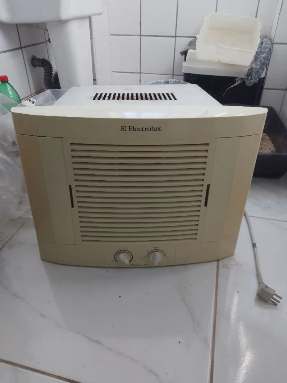 Ar-condicionado Electrolux 7500 btu 127v