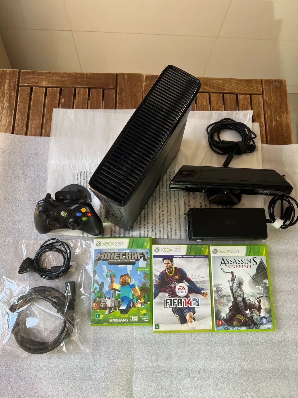 XBOX 360 Slim Black 