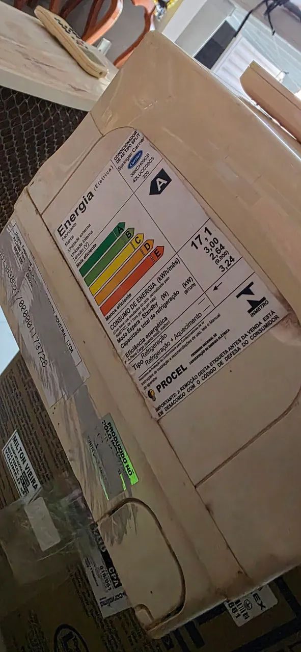VENDO AR CONDICIONADO MARCA CARRIER 9.000 BTUS FUNCIONANDO PERFEITAMENTE COM CONTROLE  - Foto 2