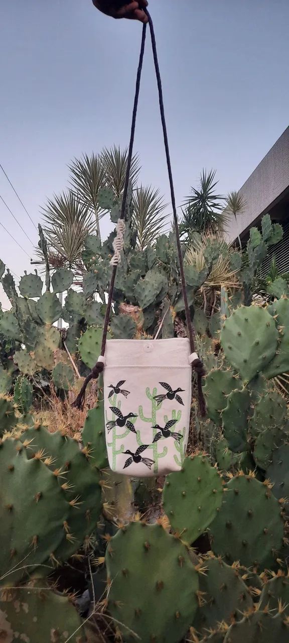 Bolsinha porta celular nordeste autoral - Foto 3