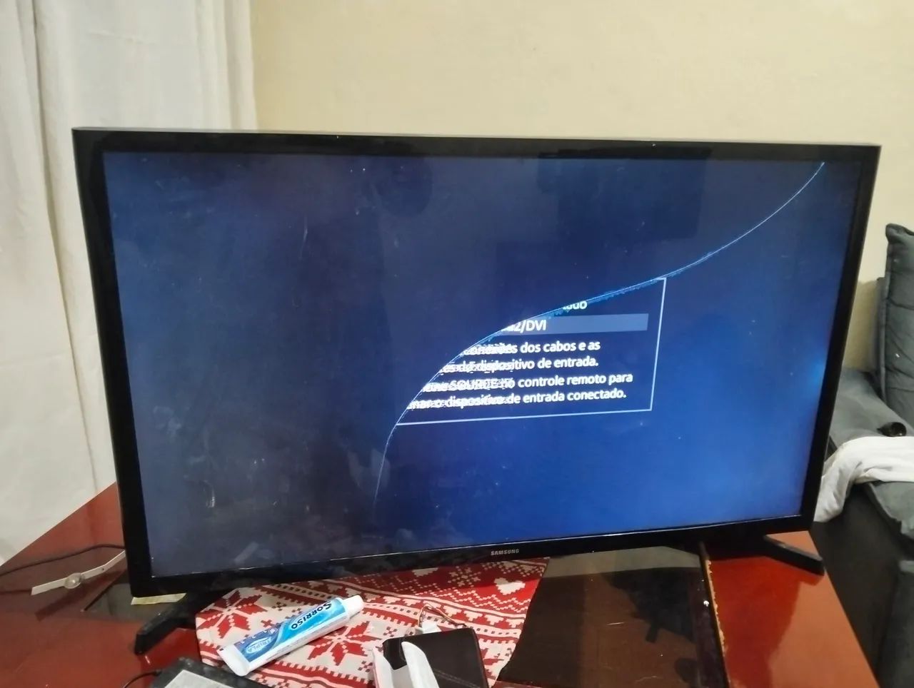 Tv Samsung smart tv com tela com defeito 