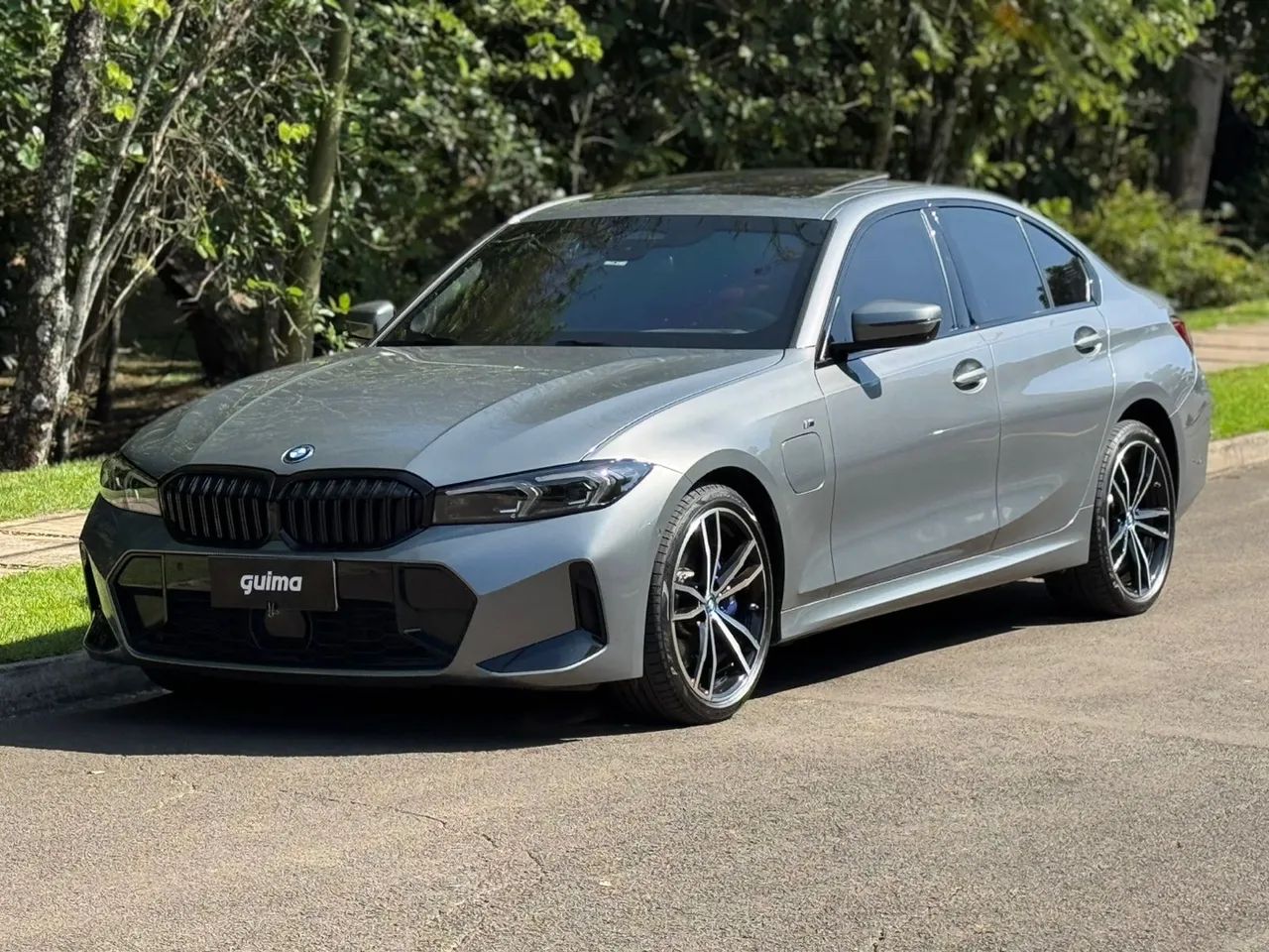 BMW 330E 2024