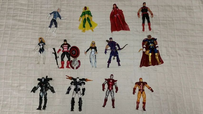 13 - Super Pack. WEST COAST AVENGERS. Escala 1/18