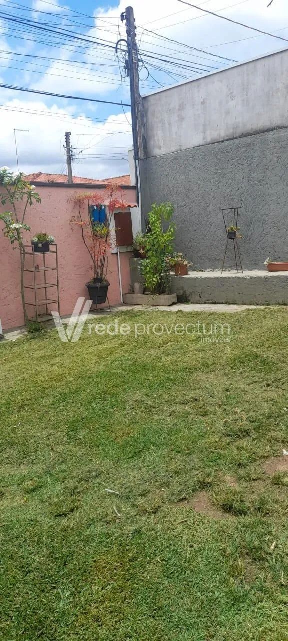 Casa Térrea à venda com Amplo Quintal em Nova Campinas