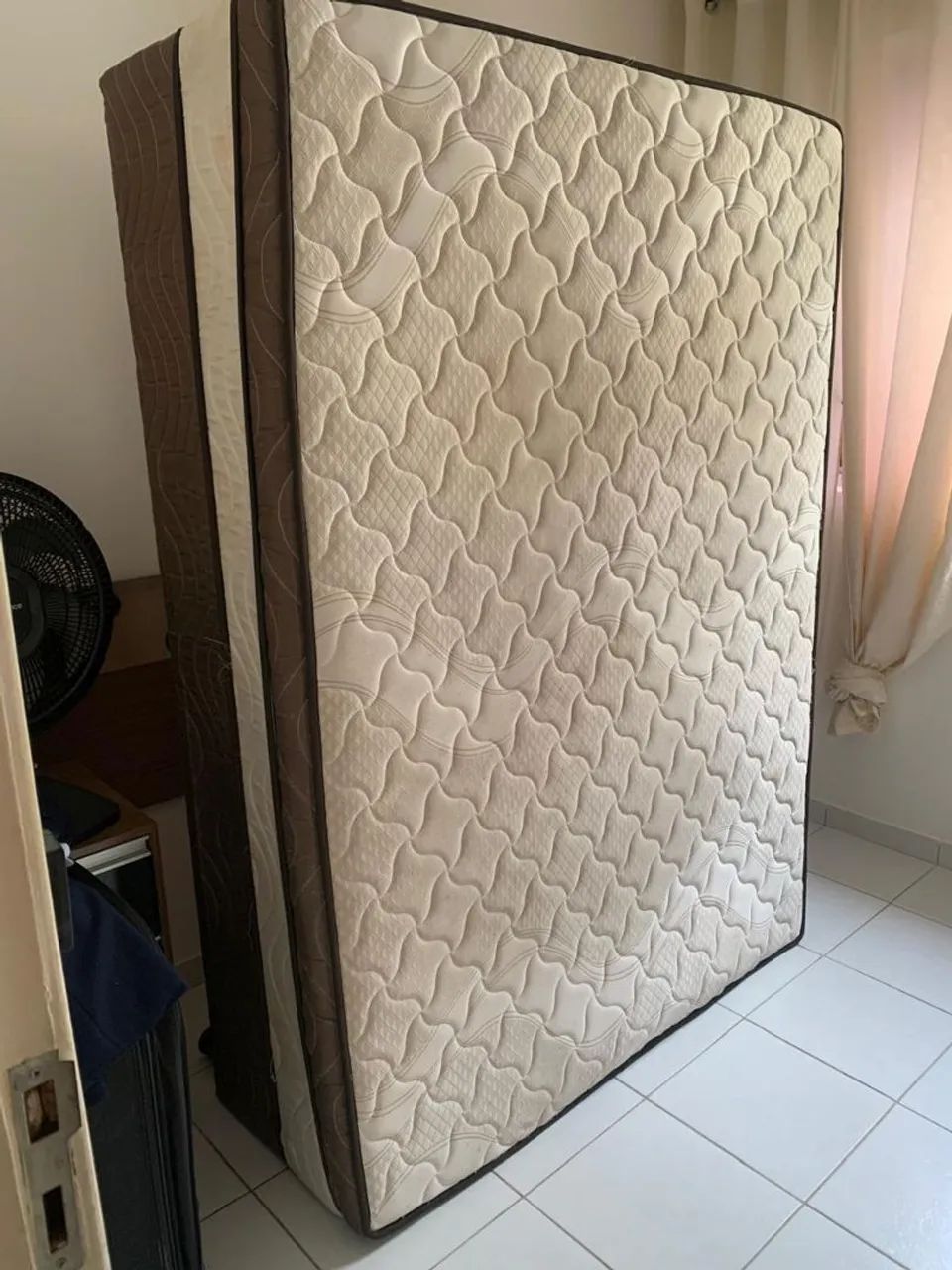 Cama de Casal seminova - Foto 2