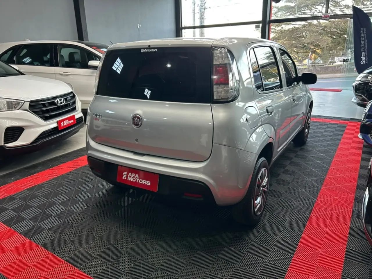 Fiat Uno Attractive 1.0 EVO Fire Flex 8V 5P 2021 - Foto 4
