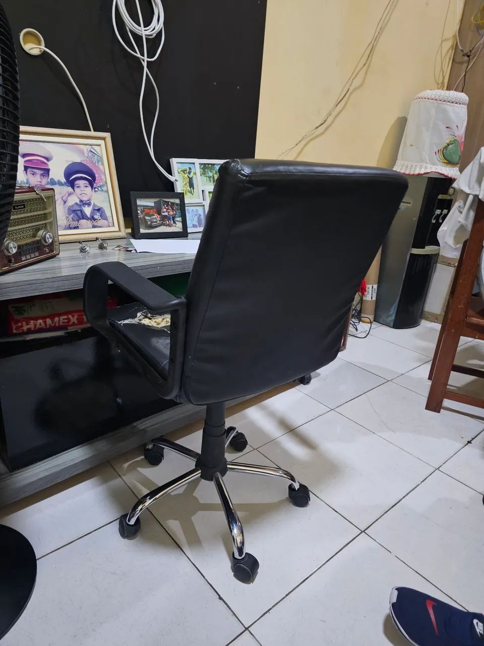 Cadeira de escritorio usada 