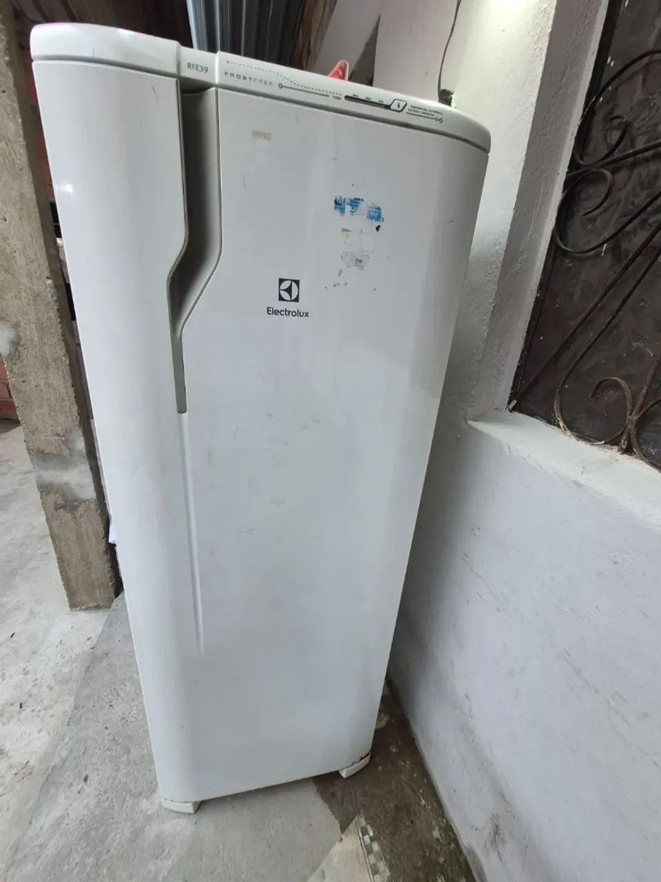 Compra-se Geladeiras Com Defeito  - Foto 3