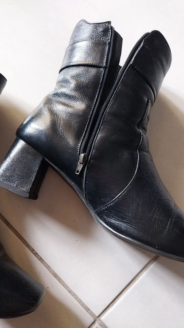 Bota COURO LEGÍTIMO N°42 - Foto 4