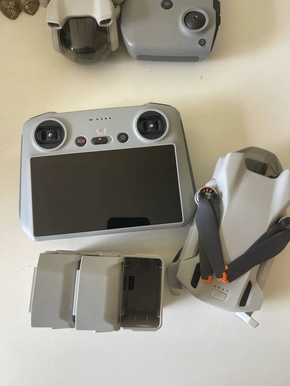 Drone DJI Mini 3 Combo Fly More  - Foto 3