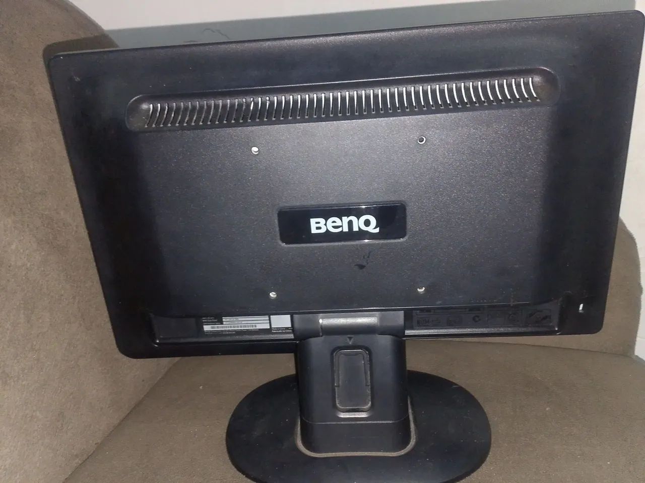Monitor BenQ 18,5" PRA VENDER LOGO!!!!!! - Foto 2