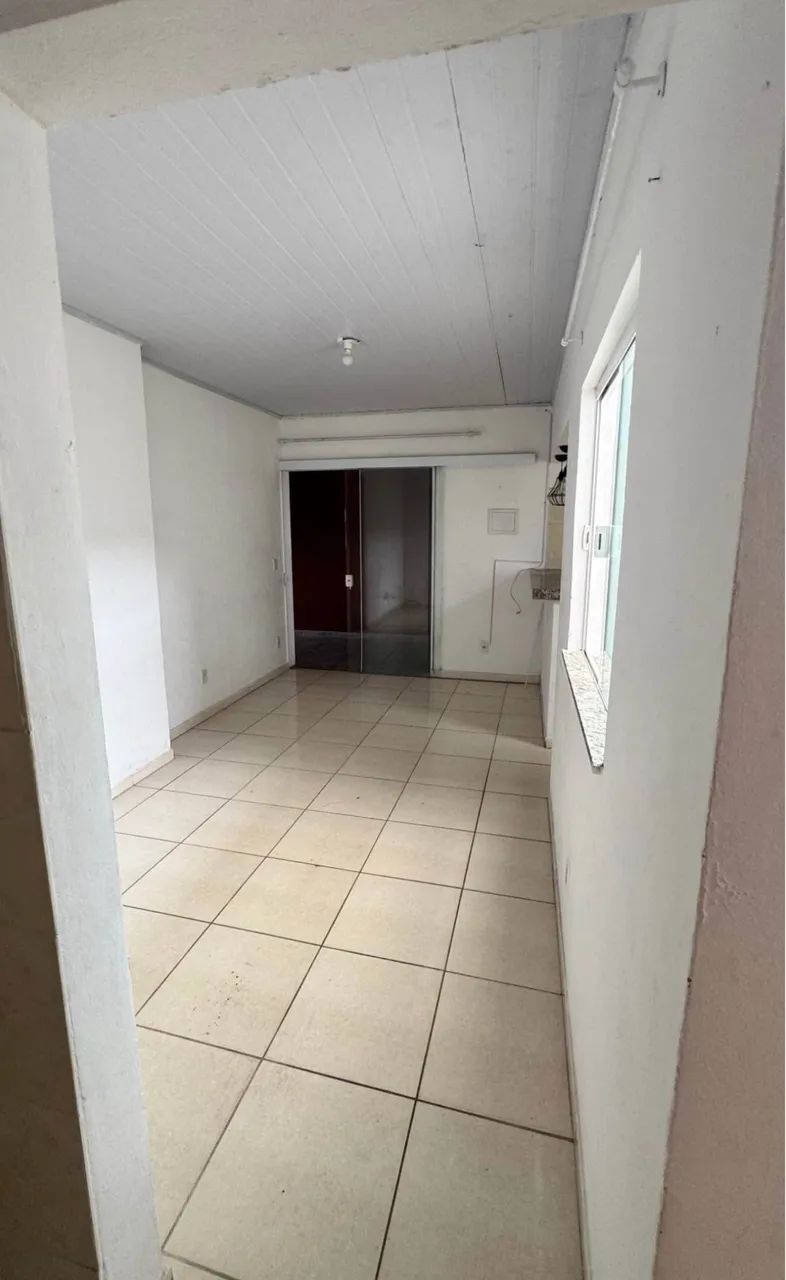 IC vendo casa em  Santa Bárbara 