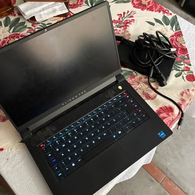 Notebook Dell Alienware m15 R7  - Foto 2