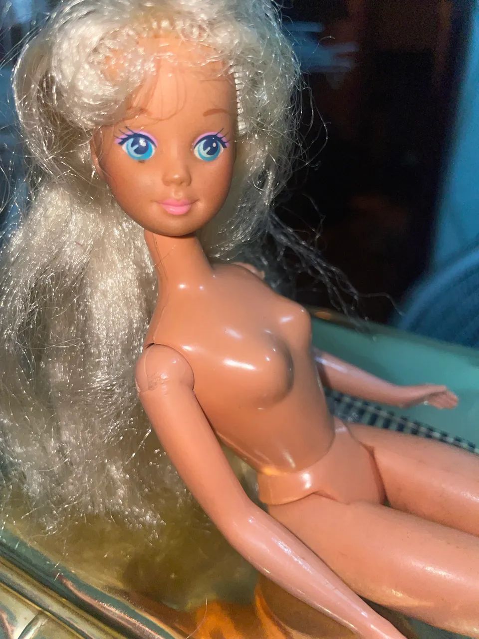 Boneca antiga skipper irmã da barbie leia sobre envios