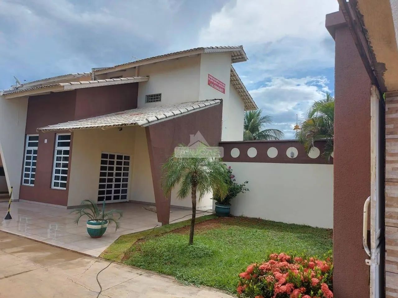 Sobrado em condomínio - 3 Q sendo 2 suítes - 110 Sul - Foto 2