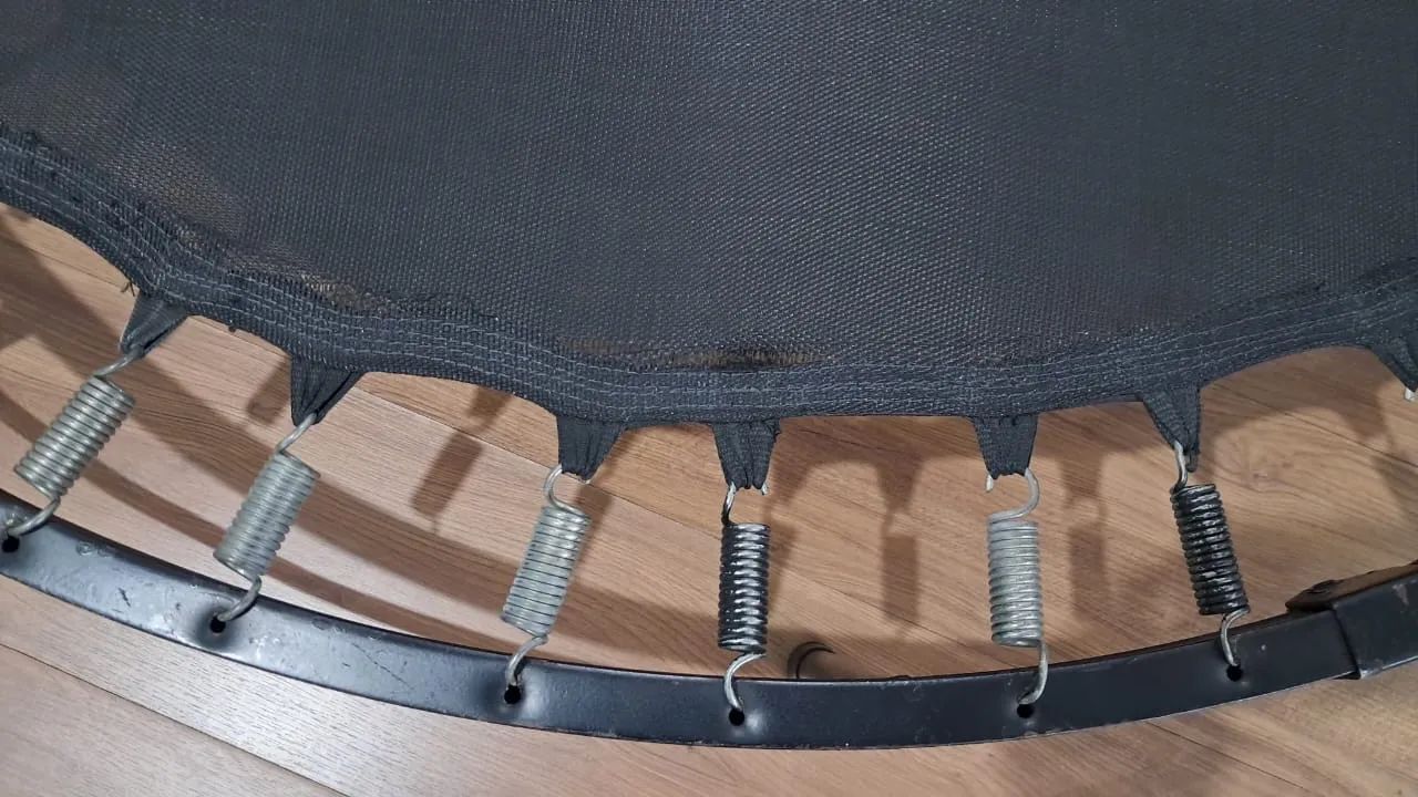 TRAMPOLIM/CAMA ELÁSTICA (1,50m) - Foto 2