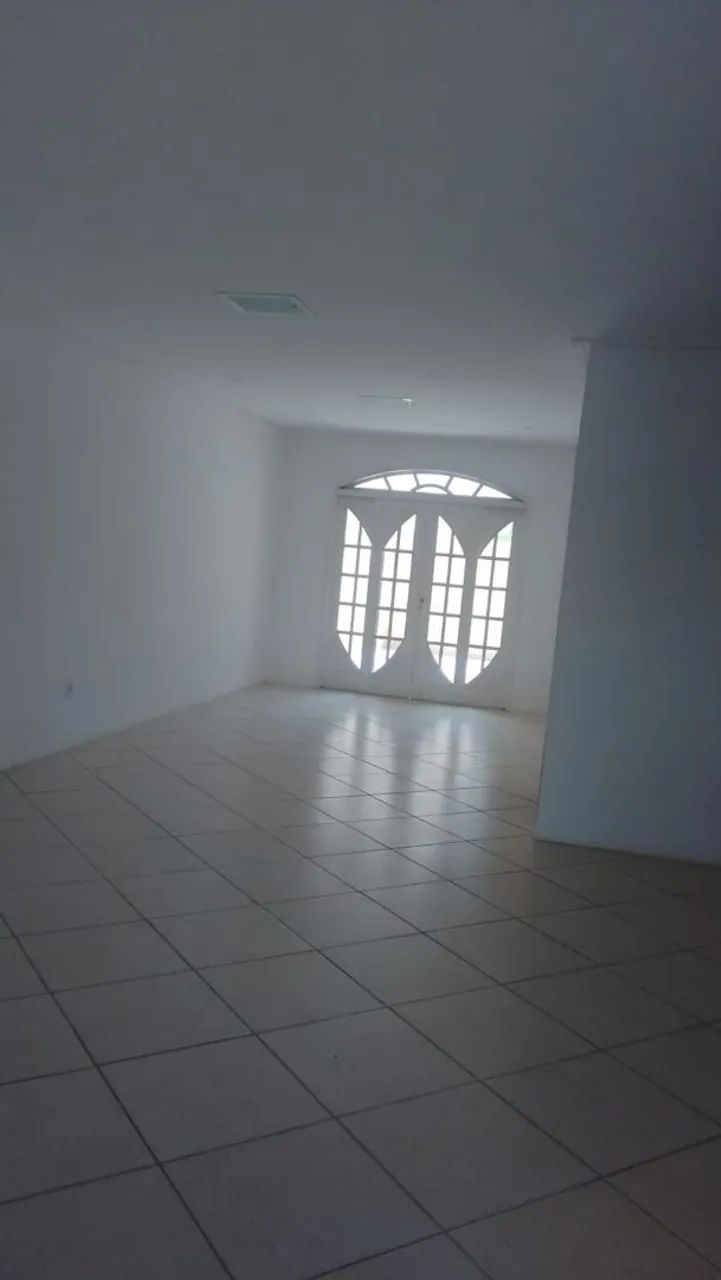 ALUGO CASA SUPER CONFORTÁVEL - Foto 2