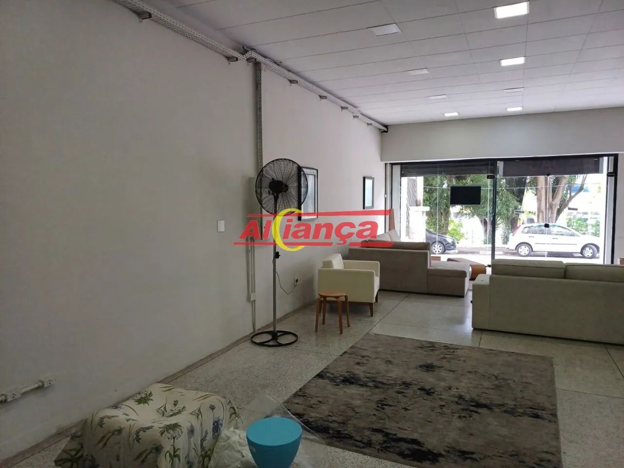 LOJA COM 200M² - VILA GALVÃO - ÓTIMO INVESTIMENTO - Foto 3