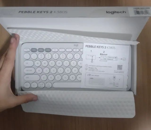 TECLADO BLUETOOTH - Pebble Keys 2 K380s