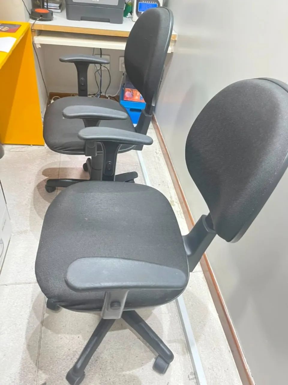 CADEIRAS - DESCONTO ESPECIAL PARA VENDER RÁPIDO - Foto 2