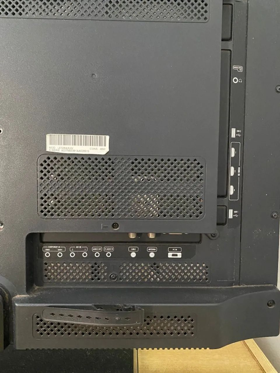 TV  Semp Toshiba LED 32 Polegadas, Modelo LE3264(A)W - Foto 3