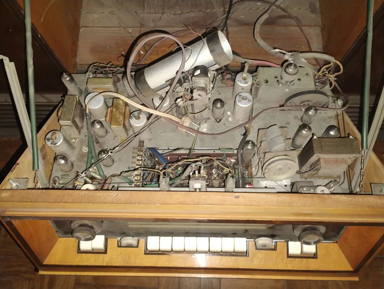  Vitrola Antiga 64962164414850121