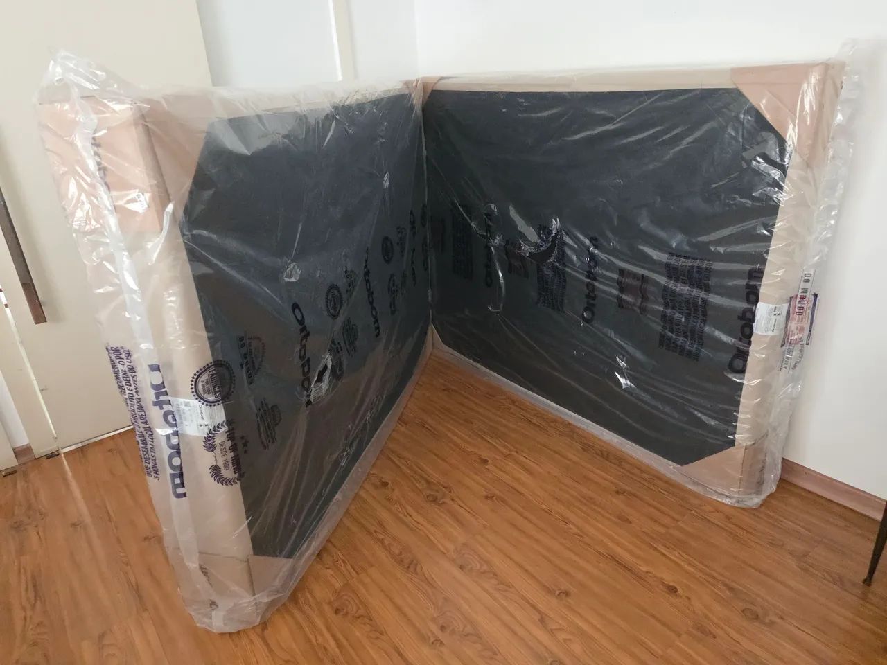 2 Boxes de cama casal NOVOS preço para vender 