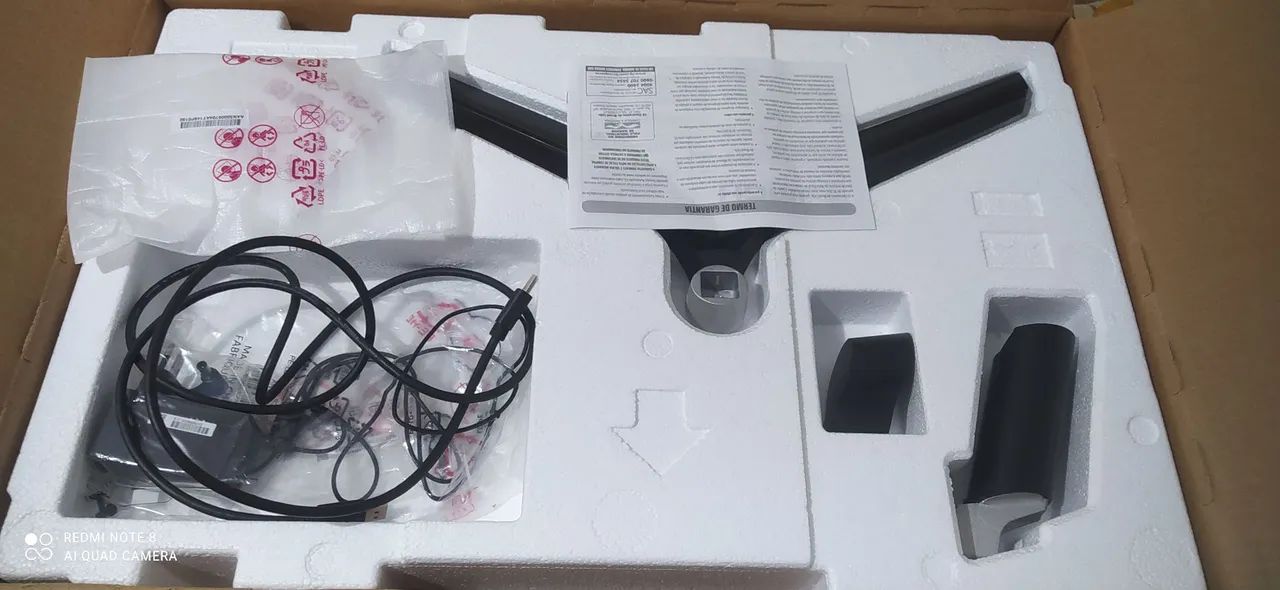 Monitor LG UltraGear 27 , "180hz" - Foto 2