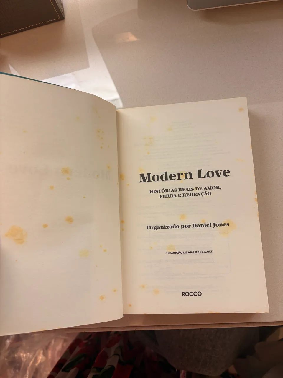 Livro Modern Love Daniel Jones - Foto 3