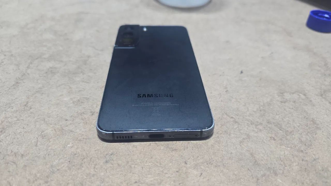 Samsung Galaxy S22 5G 256gb - Foto 2