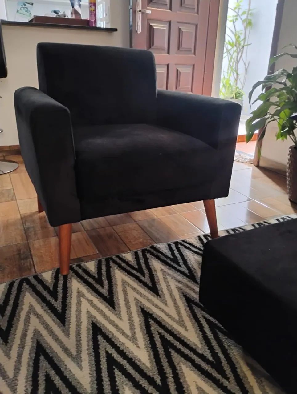 Poltrona + Puff Preto - Foto 2