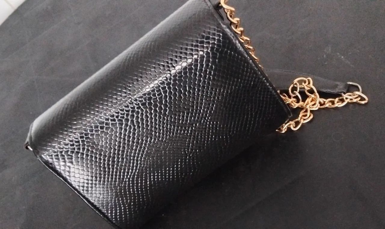 Bolsa semi nova,200,00 reais - Foto 2