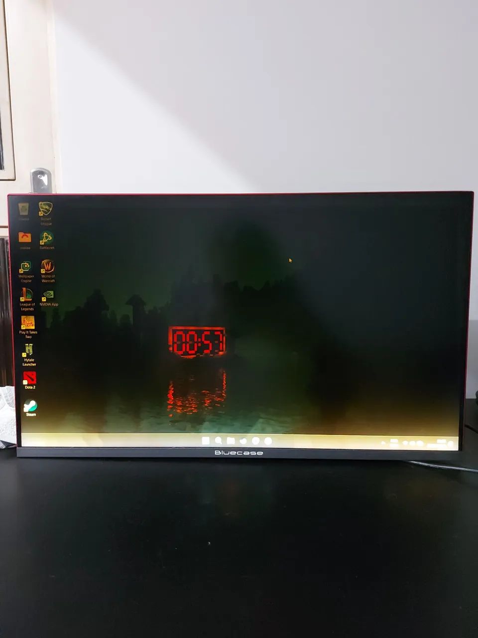 Monitor 27" Bluecase BM273GW FUNCIONA - defeito no backlight