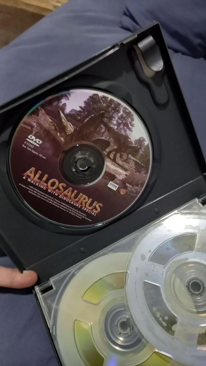 DVD box caminhando com dinossauros e as bestas completa  - Foto 4