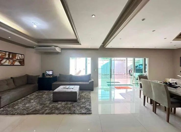 Casa com Piscina à Venda na 704 Sul Palmas - 5 Quartos - Foto 2