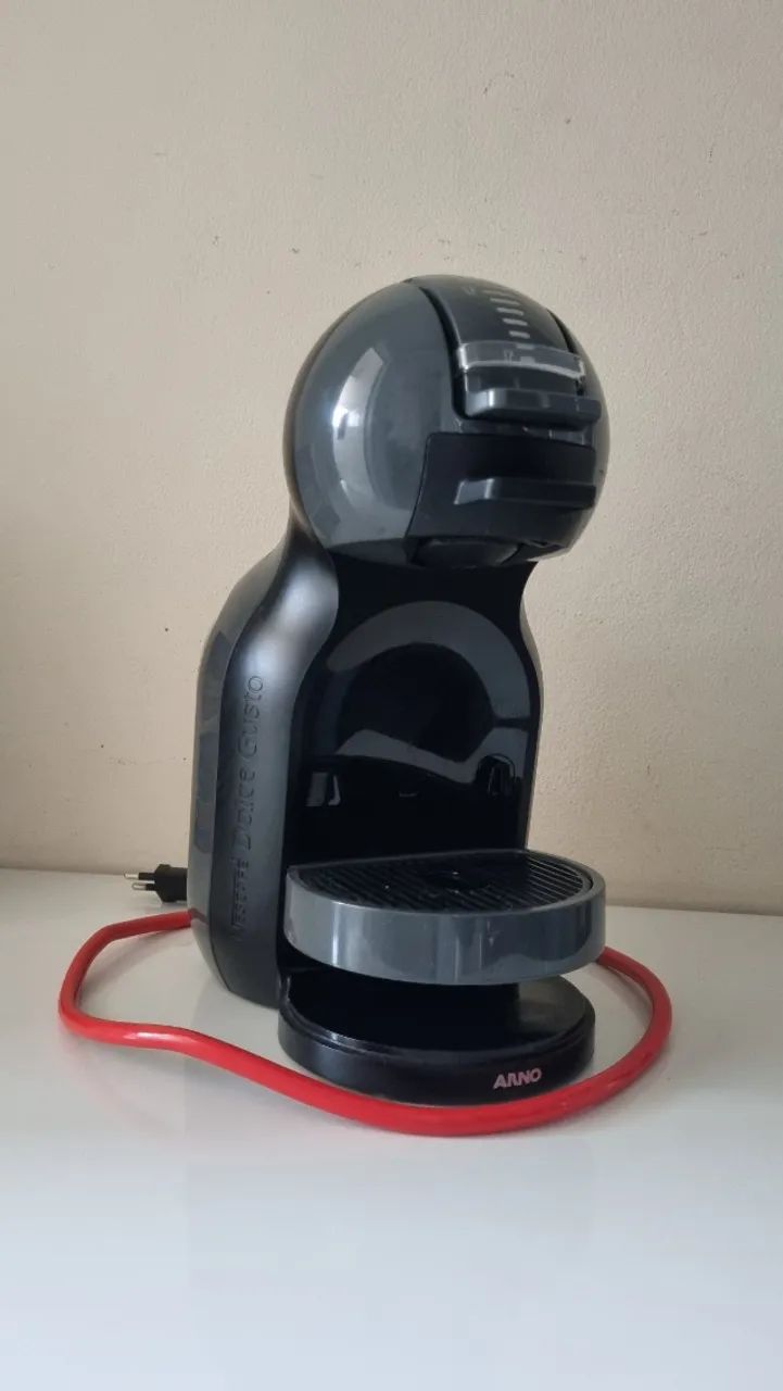 Cafeteira Dolce Gusto Mini Me (com defeito)